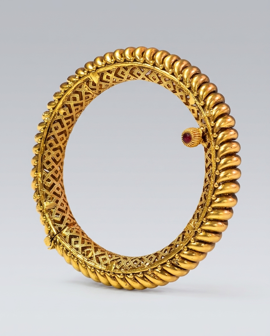 The Heritage Ruby-Accent Copper Bangle ÔøΩ Lifetime Polish Edition- Pack of 1